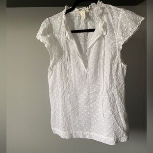 H&M White Eyelet T-Shirt Blouse